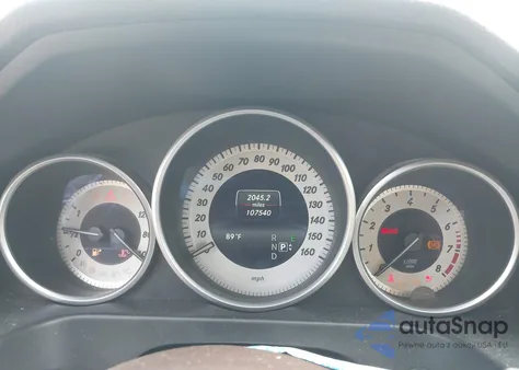 2016 Mercedes-Benz E 350 z USA, uszkodzony, nr VIN WDDHF5KB5GB252070